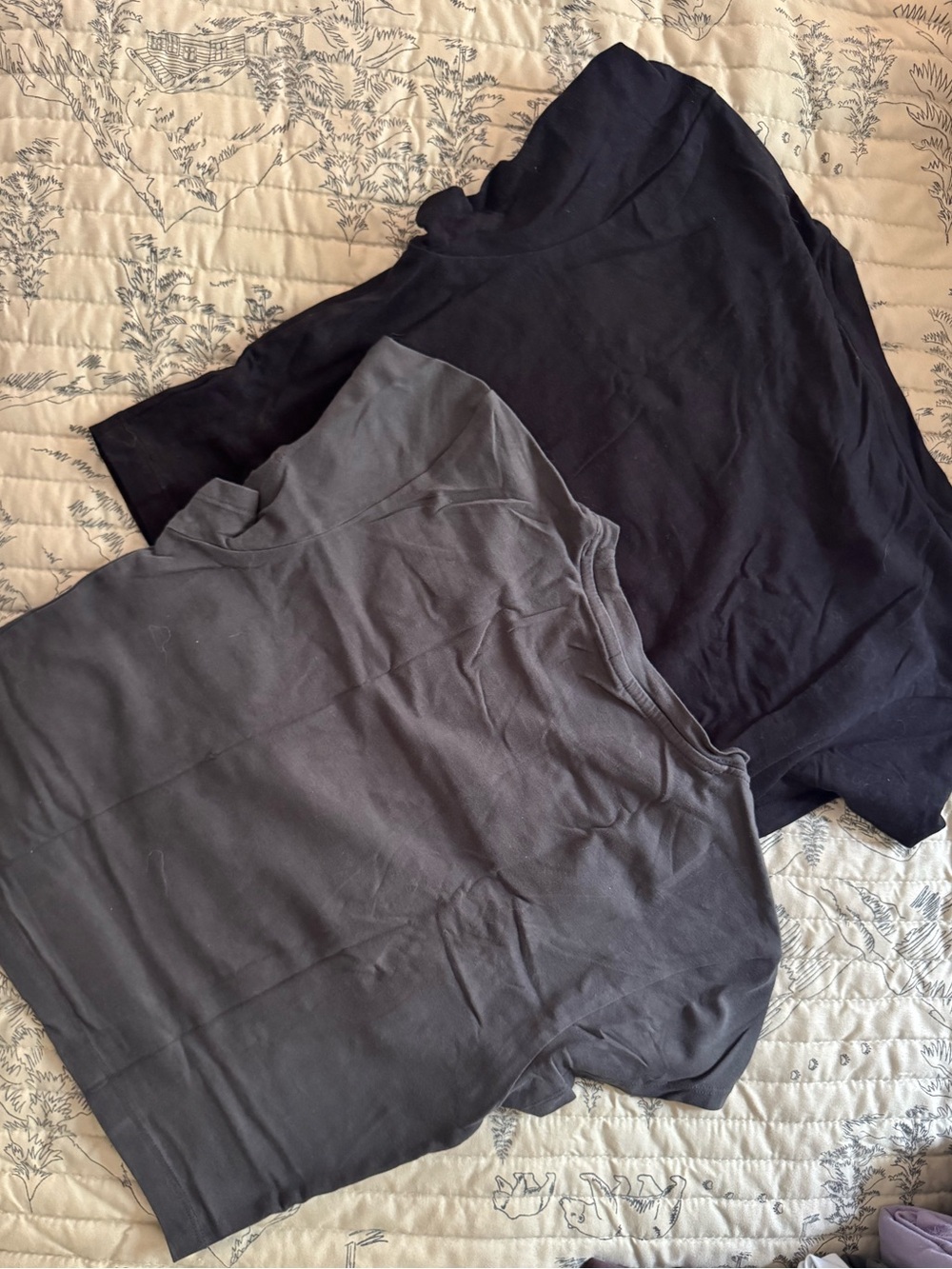 Oner Active Women's Cropped Tee Set - Charcoal and Black - Picture 3 of 3